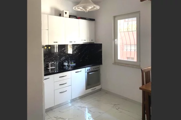 ✅ Apartament 1+1 me Qera te rruga e Dibres (i sapomobiluar, mundesi parkimi) ✅
