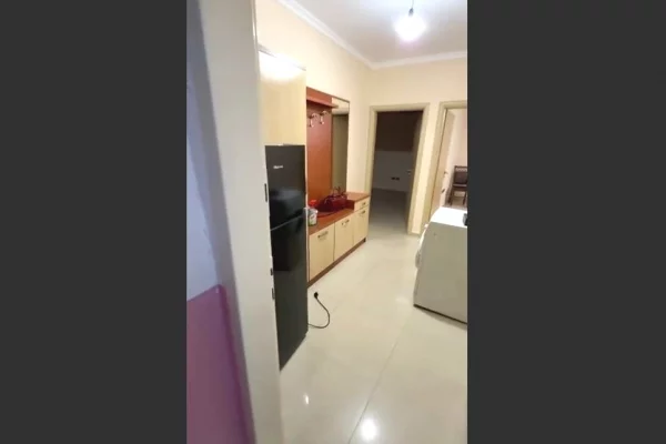 Appartamento in affitto a Tirana 1+1, Arredato