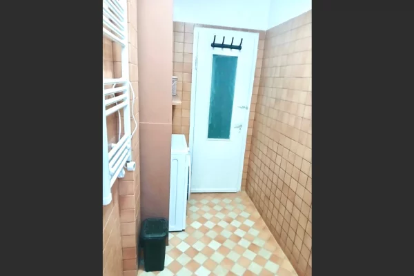 Appartamento in affitto a Tirana 1+1, Arredato