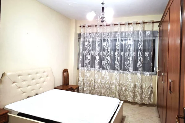 Appartamento in affitto a Tirana 1+1, Arredato