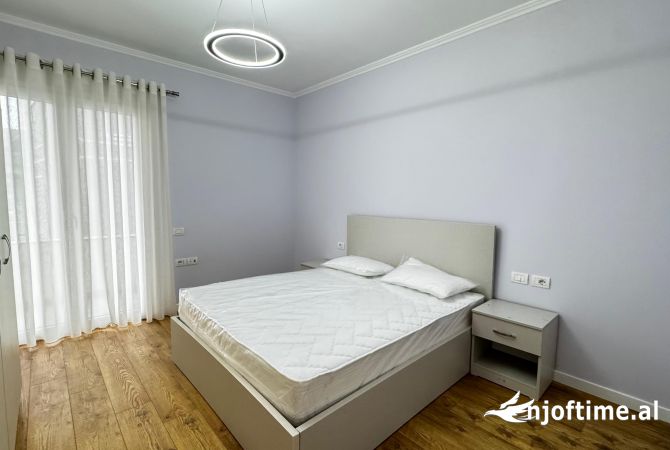 Shtepi me qera 2+1 ne Tirane - 50,000 Leke