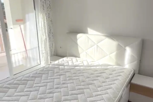 Shtepi me qera 2+1 ne Tirane - 450 Euro