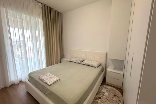 Shtepi me qera 1+1 ne Tirane - 520 Euro