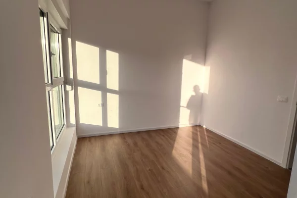 Shtepi me qera 1+1 ne Tirane - 300 Euro