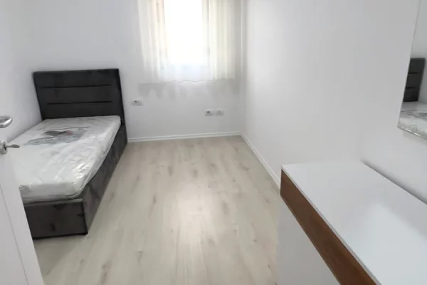 Shtepi me qera Apartament ne Tirane, 2+1, Mobilimi E mobiluar, Pagesa 57,000  Leke.