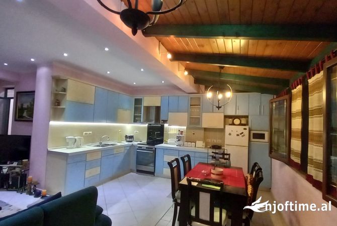 Shtepi me qera 2+1 ne Tirane - 600 Euro
