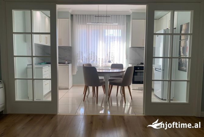 Shtepi me qera 2+1 ne Tirane - 600 Euro