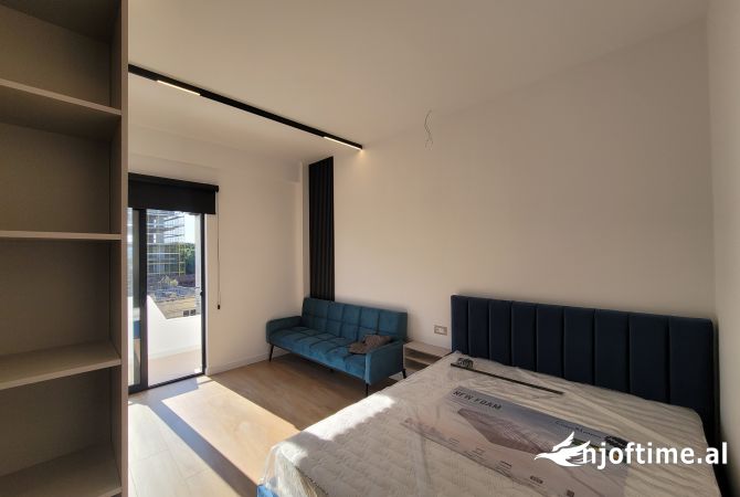 Shtepi ne shitje Apartament ne Tirane, 1+1, Mobilimi E mobiluar, Pagesa 198,000  Euro.
