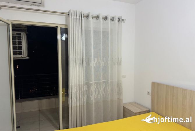 Shtepi me qera Apartament ne Tirane, 2+1, Mobilimi E mobiluar, Pagesa 600  Euro.