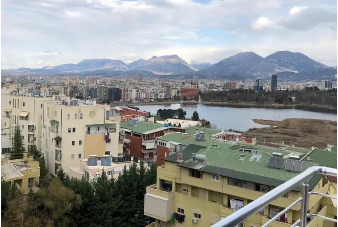 Shtepi me qera 2+1 ne Tirane - 700 Euro