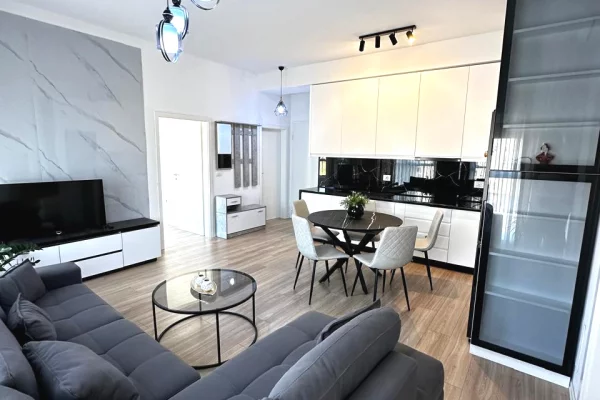 Shtepi me qera 1+1 ne Tirane - 450 Euro