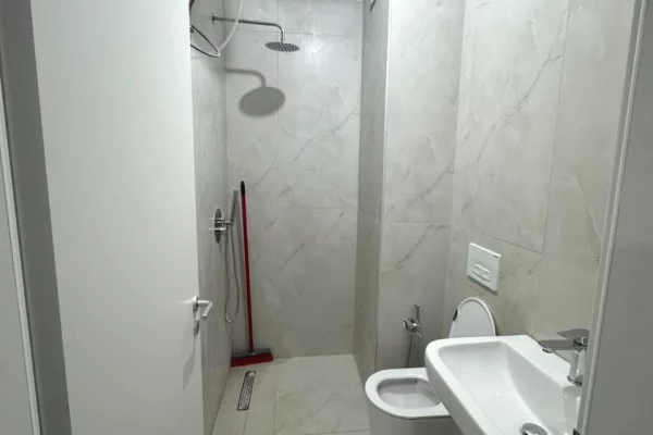 Shtepi me qera Apartament ne Tirane, 1+1, Mobilimi E mobiluar, Pagesa 400  Euro.