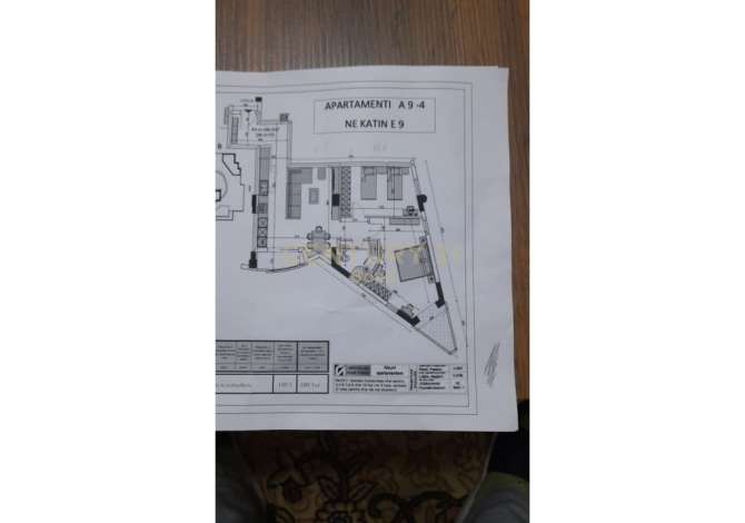 Shtepi ne shitje Apartament ne Tirane, 2+1, Mobilimi Bosh, pa mobiluar, Pagesa 300,000  Euro.