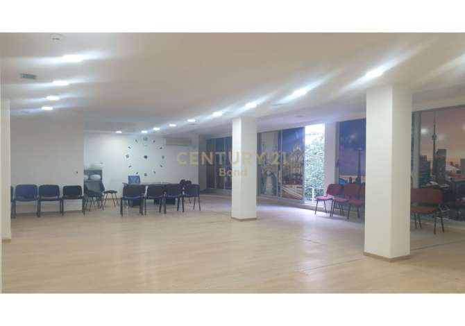 Ambient biznesi me qera 1+1 ne Tirane - 3,500 Euro
