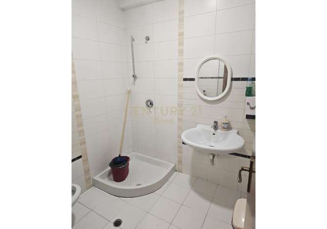 Ambient biznesi me qera 1+1 ne Tirane - 3,000 Euro