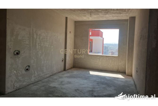 Shtepi ne shitje Apartament ne Tirane, 1+1, Mobilimi Bosh, pa mobiluar, Pagesa 162,000  Euro.