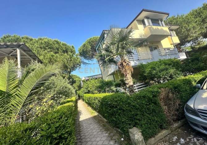 Shtepi ne shitje Apartament ne Durres, 2+1, Mobilimi E mobiluar, Pagesa 275,000  Euro.