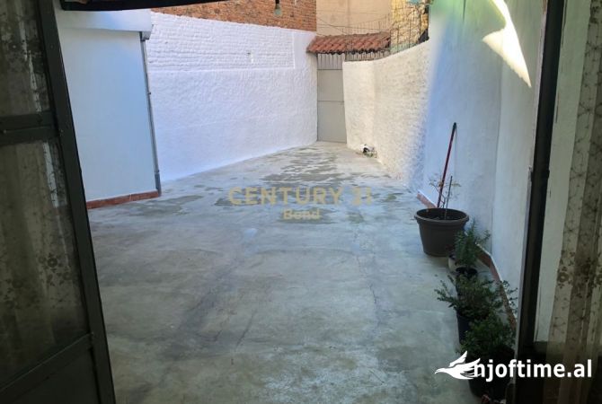 House for Rent 2+1 in Tirana - 500 Euro