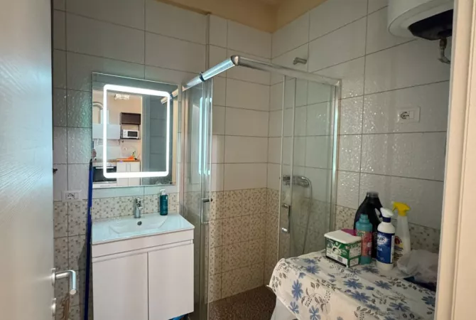 Shtepi me qera 2+1 ne Tirane - 600 Euro