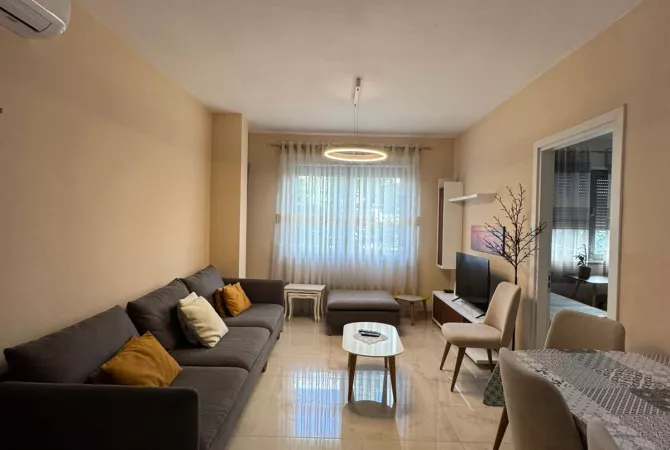 Shtepi me qera 2+1 ne Tirane - 600 Euro