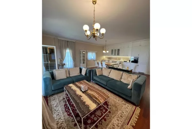 Shtepi ne shitje 2+1 ne Tirane - 270,000 Euro
