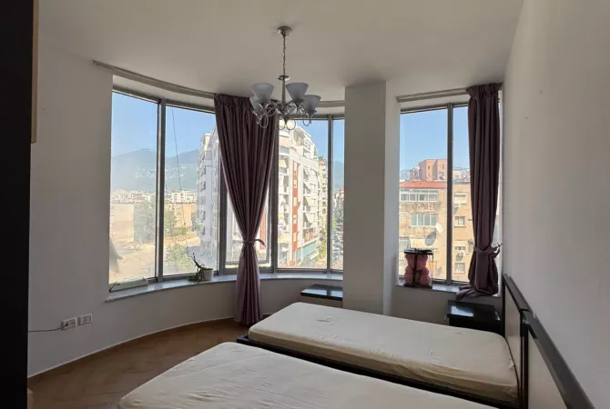 Shtepi me qera 2+1 ne Tirane - 600 Euro
