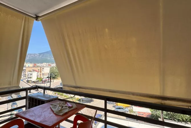 Shtepi me qera Apartament ne Tirane, 2+1, Mobilimi E mobiluar, Pagesa 600  Euro.