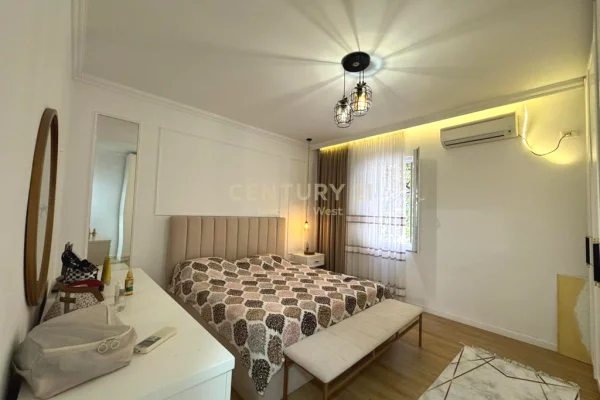 Shtepi ne shitje Apartament ne Tirane, 2+1, Mobilimi E mobiluar, Pagesa 155,000  Euro.