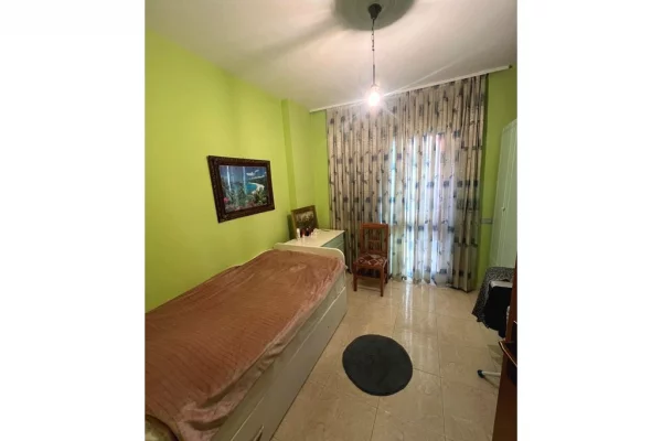 Shtepi me qera Apartament ne Tirane, 2+1, Mobilimi E mobiluar, Pagesa 600  Euro.