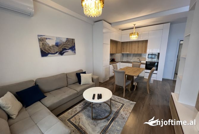 Shtepi ne shitje 2+1 ne Tirane - 215,000 Euro