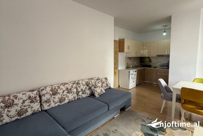 Shtepi me qera 2+1 ne Tirane - 500 Euro