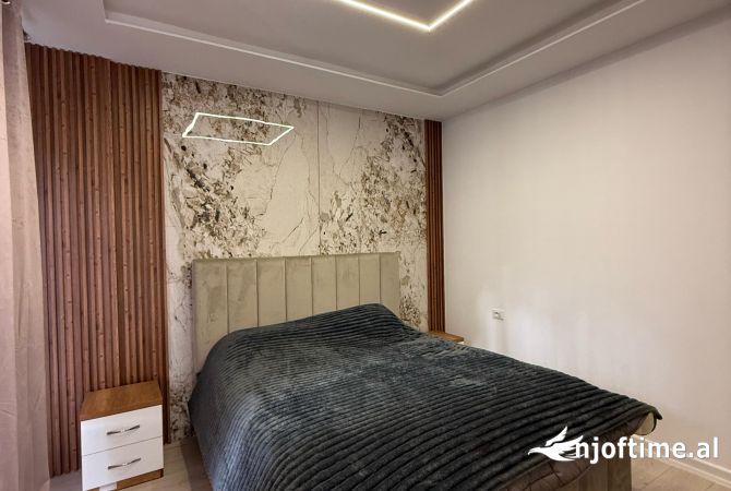 Shtepi ne shitje Apartament ne Tirane, 1+1, Mobilimi E mobiluar, Pagesa 95,000  Euro.