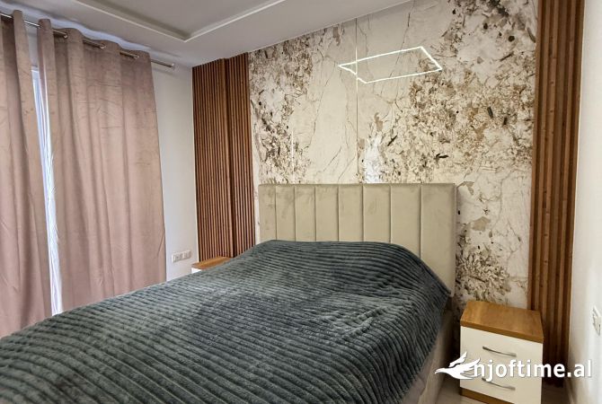Shtepi ne shitje Apartament ne Tirane, 1+1, Mobilimi E mobiluar, Pagesa 95,000  Euro.