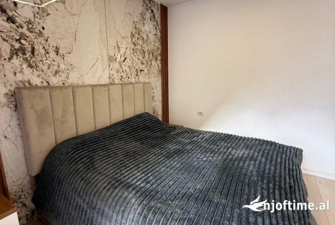 Shtepi ne shitje Apartament ne Tirane, 1+1, Mobilimi E mobiluar, Pagesa 95,000  Euro.