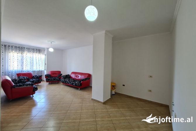 Shtepi ne shitje 1+1 ne Tirane - 89,000 Euro