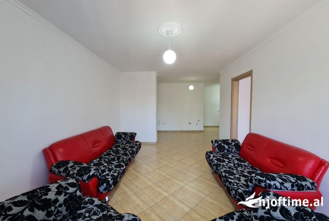 Shtepi ne shitje 1+1 ne Tirane - 89,000 Euro