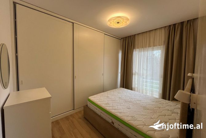 Shtepi me qera Apartament ne Tirane, 2+1, Mobilimi E mobiluar, Pagesa 850  Euro.