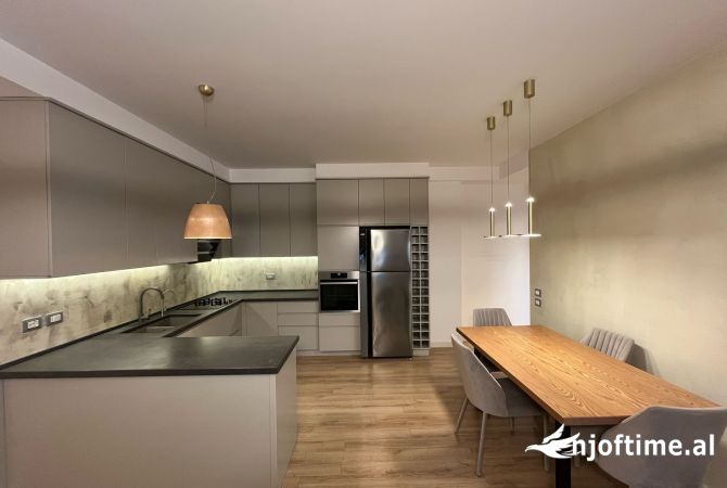 Shtepi me qera 2+1 ne Tirane - 850 Euro