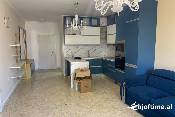 Shtepi ne shitje Apartament ne Durres, 1+1, Mobilimi E mobiluar, Pagesa 87,000  Euro.