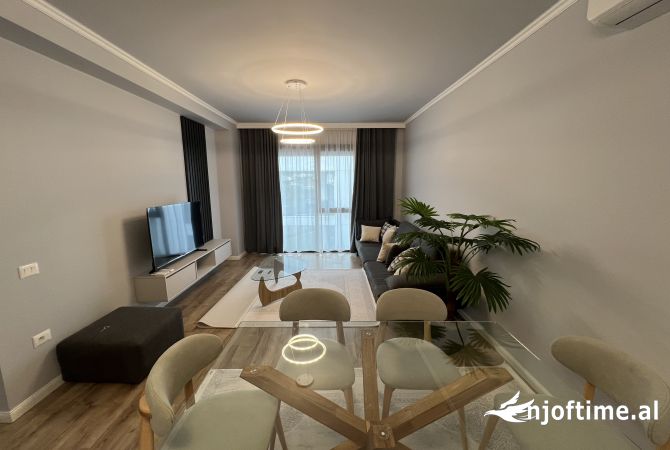 Shtepi me qera Apartament ne Tirane, 2+1, Mobilimi E mobiluar, Pagesa 1,500  Euro.