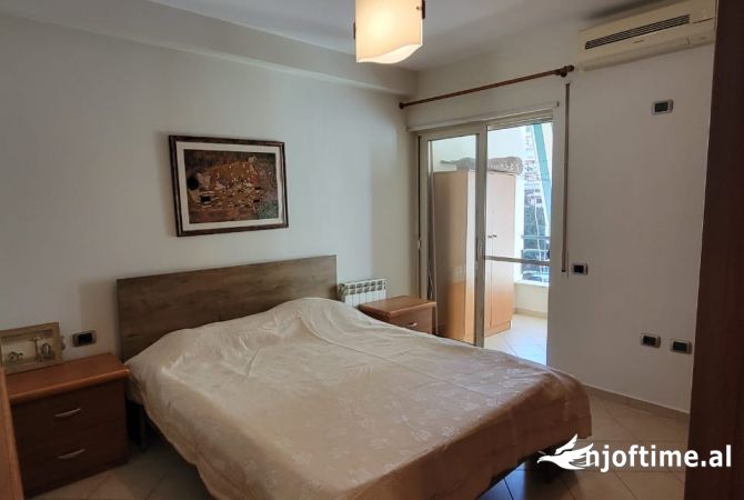 Shtepi me qera 2+1 ne Tirane - 600 Euro