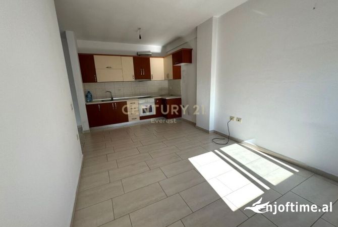 Shtepi ne shitje 1+1 ne Tirane - 85,000 Euro