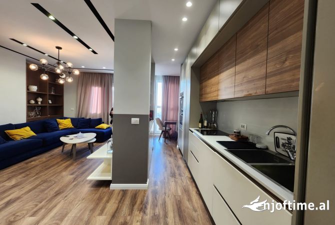 Shtepi me qera 3+1 ne Tirane - 1,500 Euro