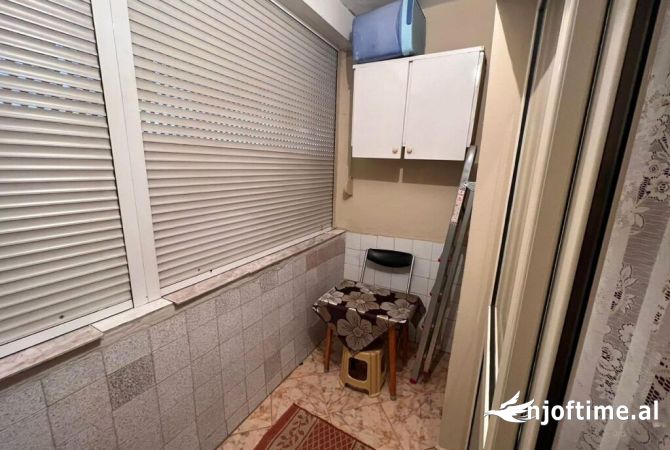 Shtepi ne shitje Apartament ne Tirane, 2+1, Mobilimi Pjeserisht e mobiluar, Pagesa 130,000  Euro.