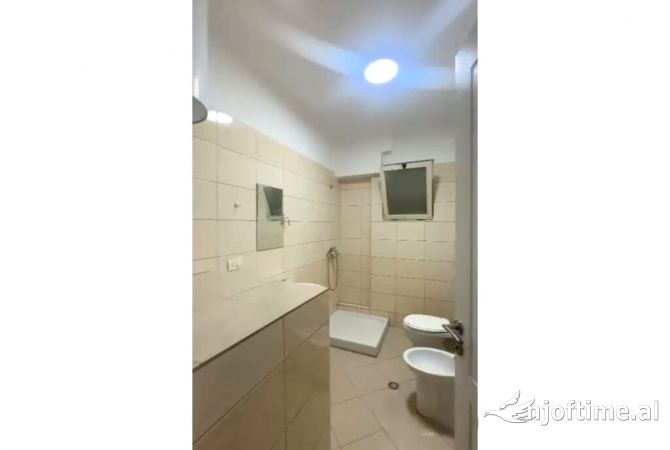 Shtepi ne shitje 2+1 ne Tirane - 135,000 Euro