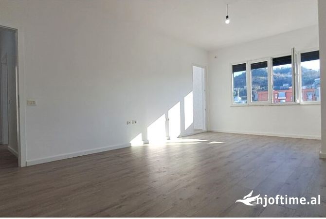 Shtepi ne shitje 2+1 ne Tirane - 141,000 Euro