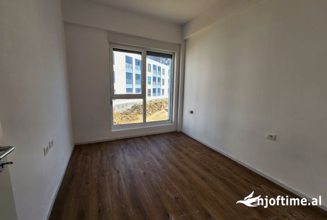 Shtepi ne shitje Apartament ne Tirane, 1+1, Mobilimi Bosh, pa mobiluar, Pagesa 68,500  Euro.
