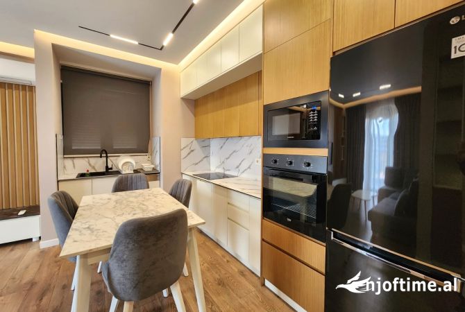 Casa in affitto 2+1 a Tirana - 1,000 Euro
