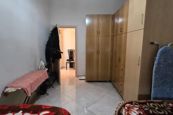Shtepi me qera Apartament ne Tirane, 1+1, Mobilimi E mobiluar, Pagesa 38,000  Leke.