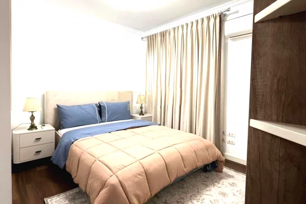 Shtepi me qera Apartament ne Tirane, 2+1, Mobilimi E mobiluar, Pagesa 1,500  Euro.